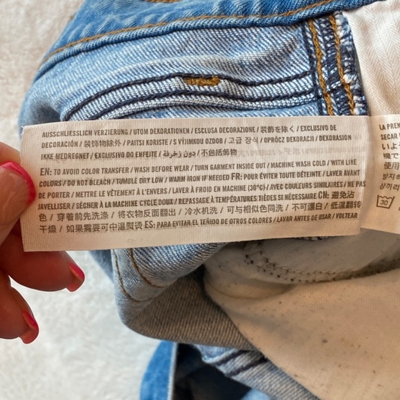 Abercrombie & Fitch The 90's Straight Ultra High Rise distressed 16972 - Picture 13 of 15